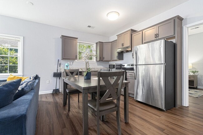 Photo - 1141 Moton Ave SW