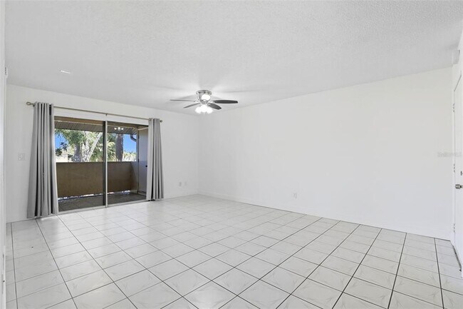 Photo - 6118 Curry Ford Rd Unidad 226