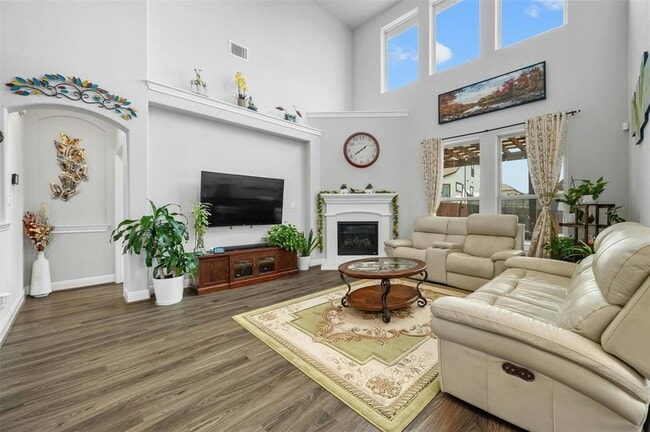 Photo - 15613 Cabrillo Way