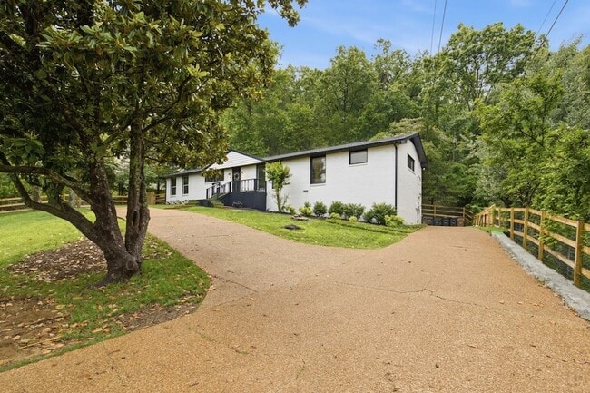 Photo - 6555 Brownlee Dr