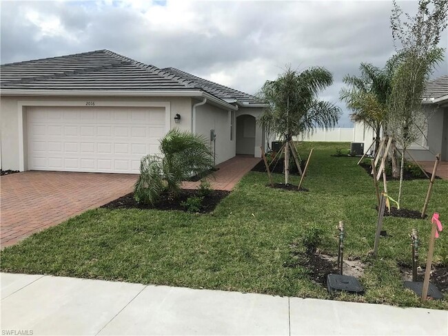 Photo - 2016 Vermont Ln