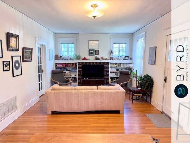 Photo - 1715 Elmsmere Ave