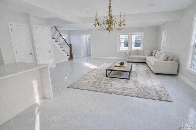 Building Photo - 32 Berkshire Rd