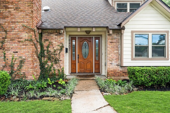 Photo - 9407 Brooding Oak Cir