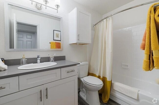 Building Photo - 200 Hollow Tree Ln Unit 1116-1 Rental