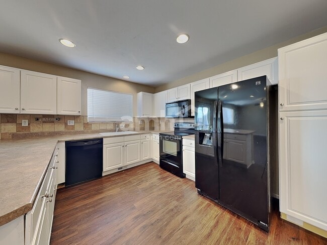 Photo - 2002 Springside Dr