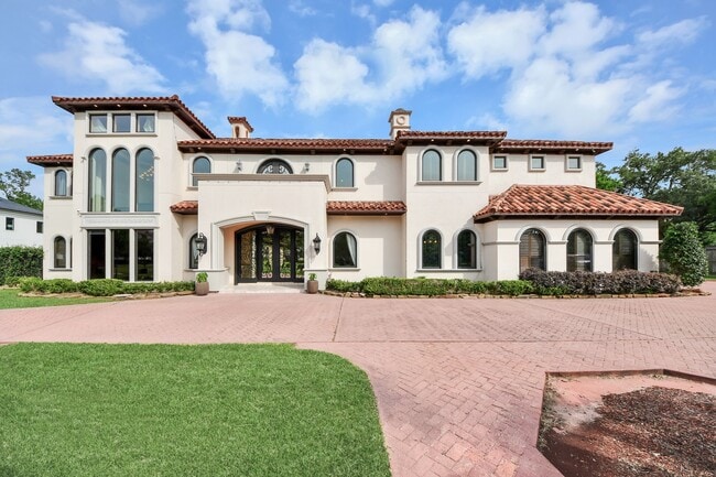 Building Photo - 11103 Memorial Dr