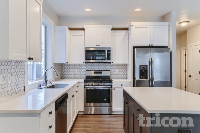 Photo - 1307 NE 70th St