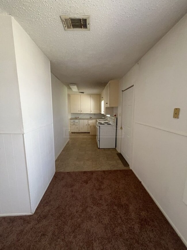 Photo - 805 North Dr