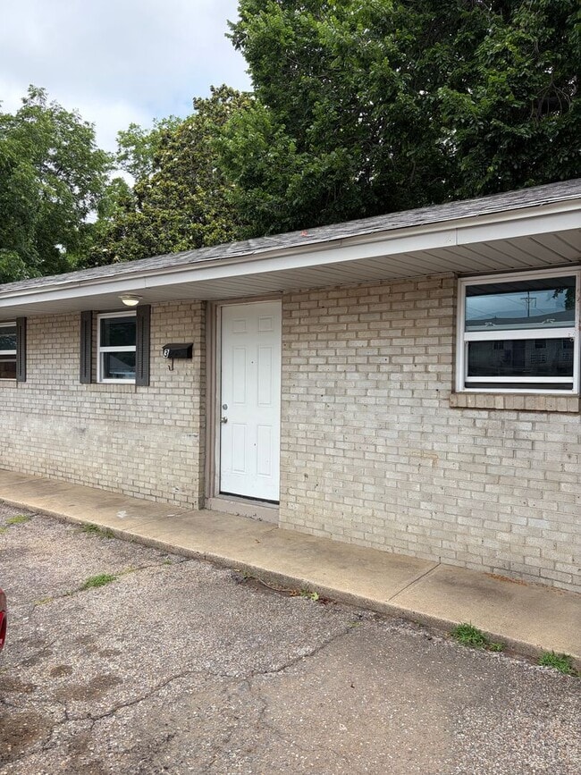 Photo - VICKSBURG 4 PLEX Unit #3