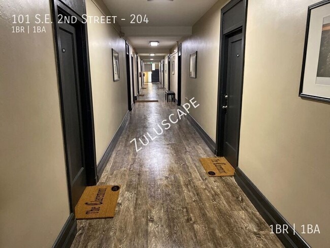 Photo - 101 SE 2nd St Unit 204