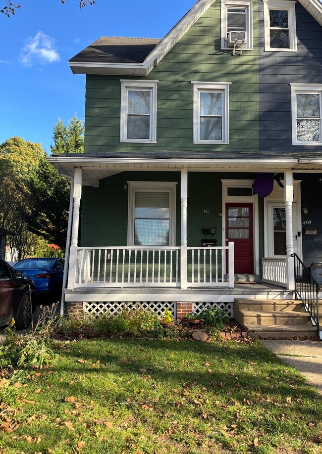 Photo - 411 7th St Unit B -2nd floor