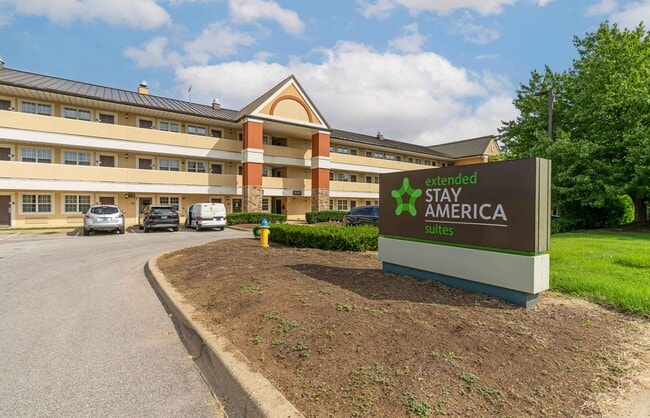 Building Photo - Furnished Studio-Louisville - Dutchman Rental