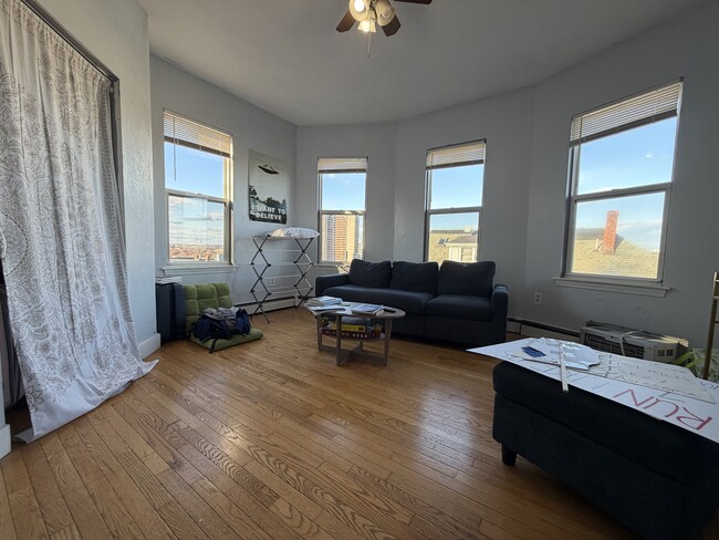 Photo - 8 Eldora St Unit 3