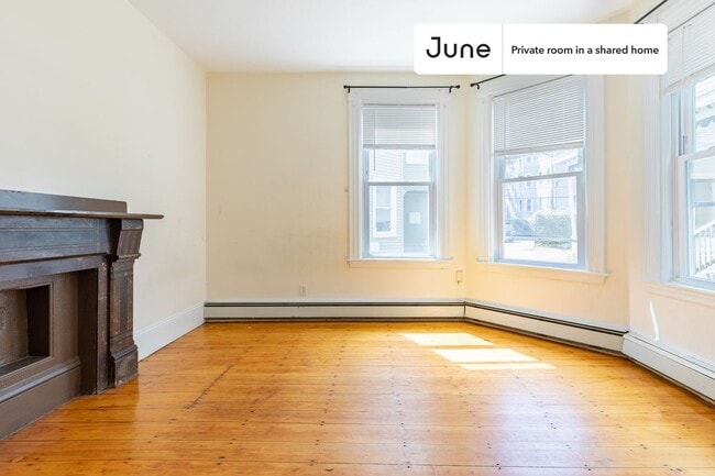 Photo - Room in Shared 4 bed/1.5 bath home Unit A