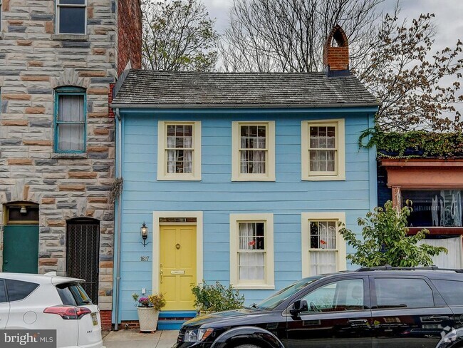 Building Photo - 1627 Aliceanna St Rental