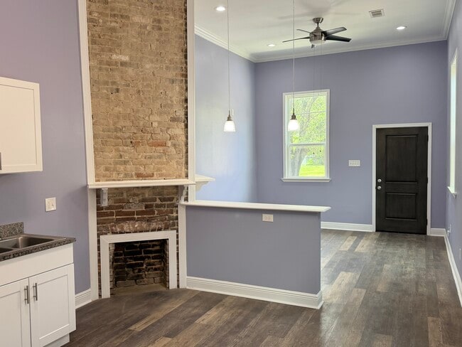 Photo - Eddie MLK Unit 2822