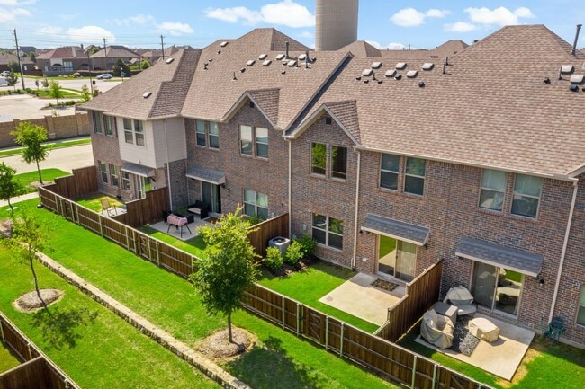 Photo - 2749 Starburst Dr