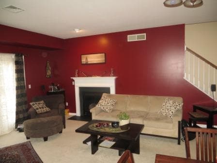 Photo - 645 Springhouse Ln