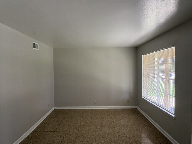 Photo - 3-Bed, 2-Bath Apple Valley Drive