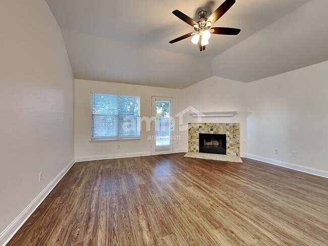 Photo - 11600 Turkey Creek Dr