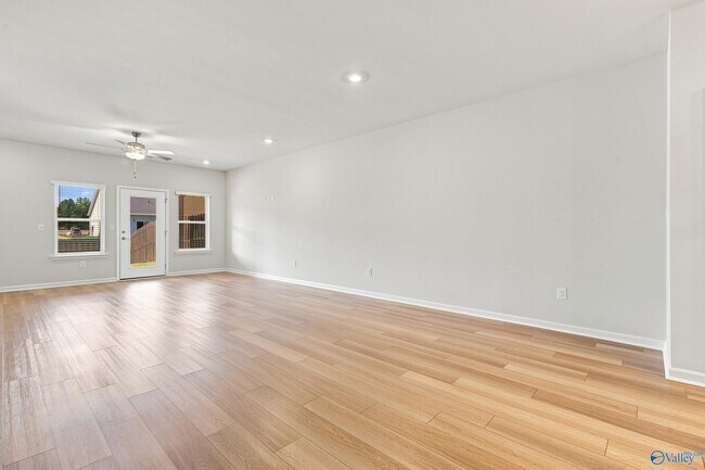 231 Paca Ln
