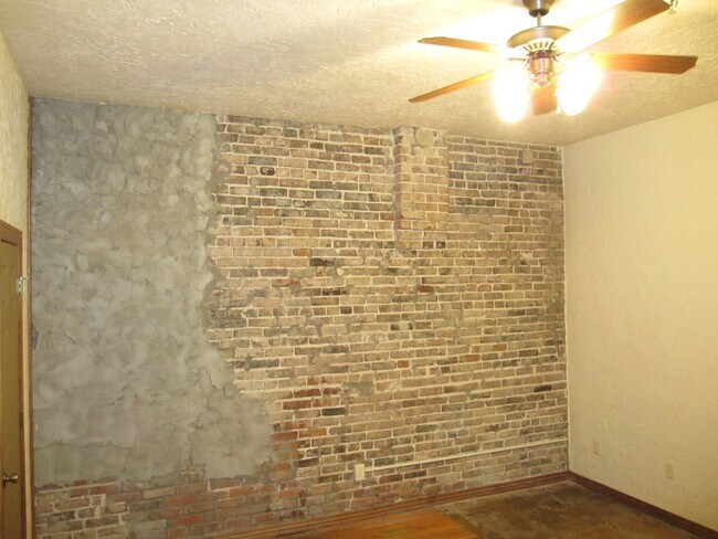 Photo - Market 104 Unidad M 104