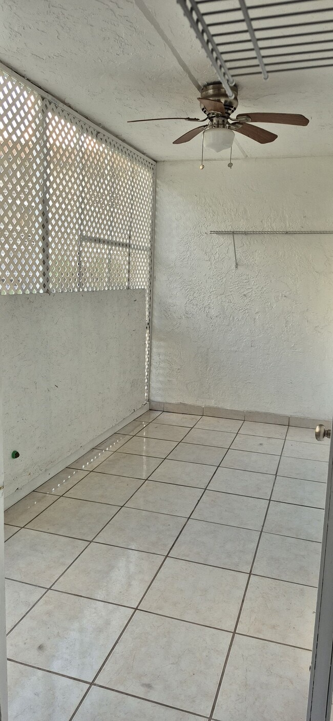 Photo - 2100 Springdale Blvd Unit Y112