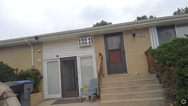 Building Photo - 1002 Harmon Pl Rental