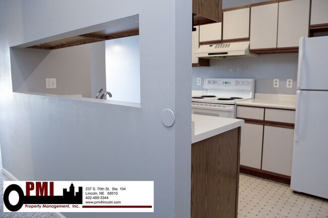 Photo - 2 Bedroom, 1.5 Bathroom Single Unit for Rent at Historic WaterPark