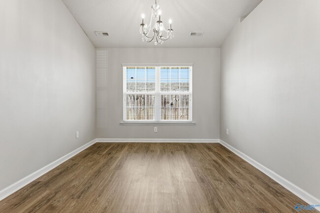 Photo - 226 Shadow Ct SW