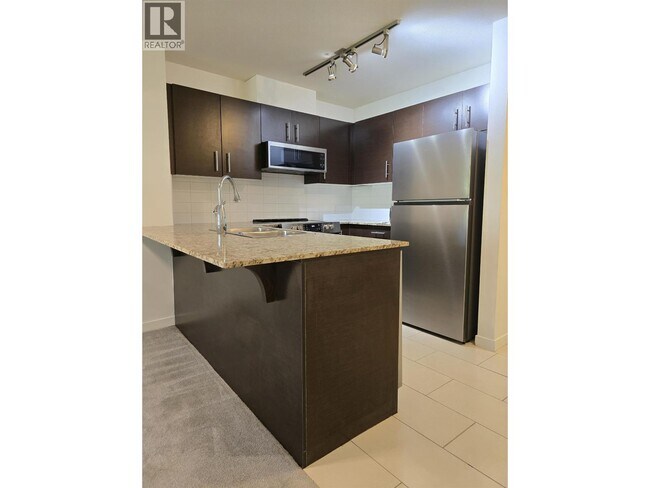 11667 Haney Byp Unit 406