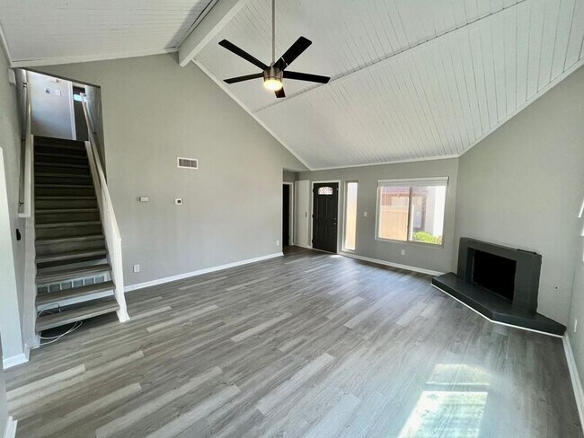 Photo - 6813 Parkside Ave