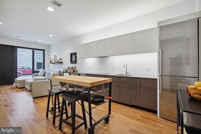 Photo - 57 N St NW Unit 127