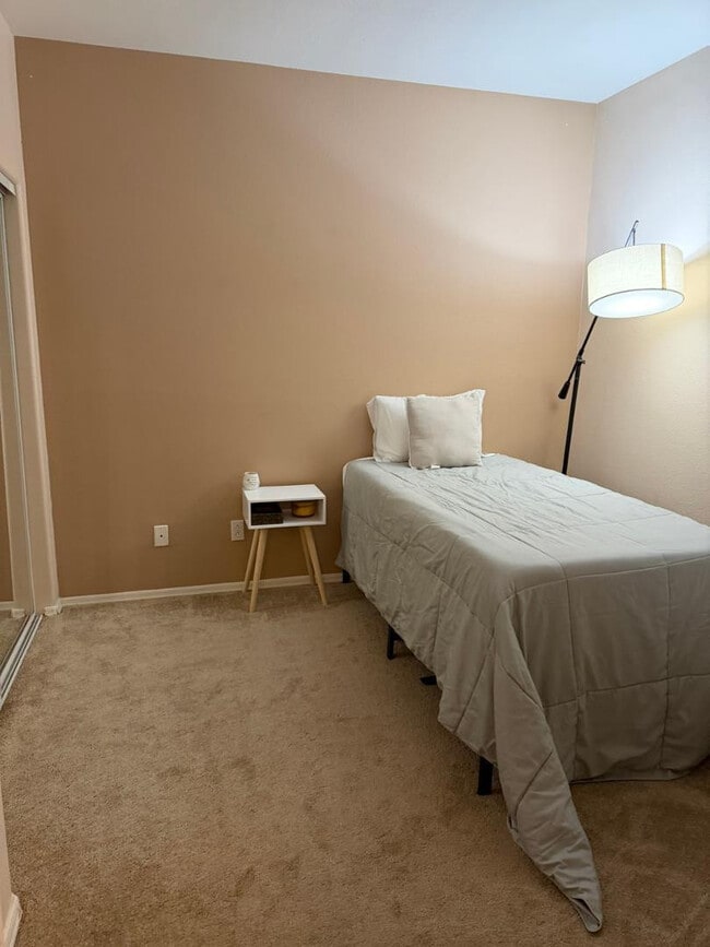 Photo - 4200 N 82nd St Unit 2015