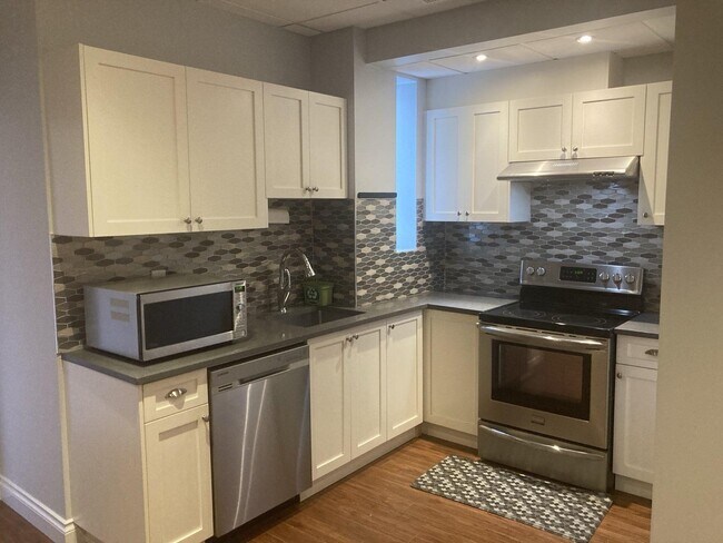 Photo - 13520-1355A 55 A Ave Unité BSMT