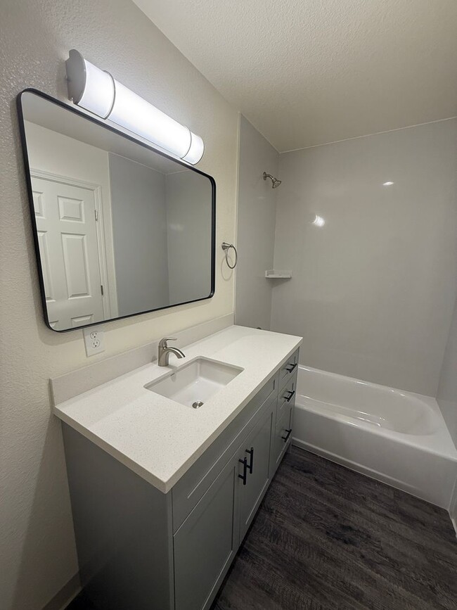 Photo - Free Month of Rent for Move in before Dec 1st - Brand New Upstairs 3 Bedroom Apartment Unidad 207