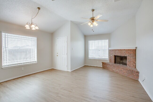Photo - Updated home in South Lubbock!
