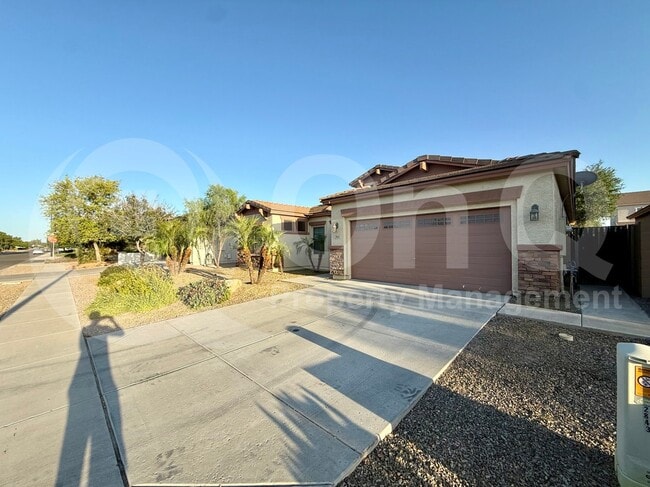 Building Photo - 2843 E Trigger Way