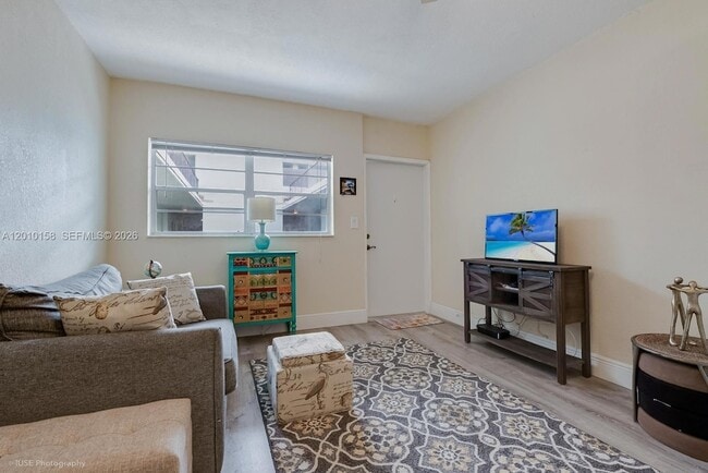 Photo - 2539 S Bayshore Dr Unidad 428E