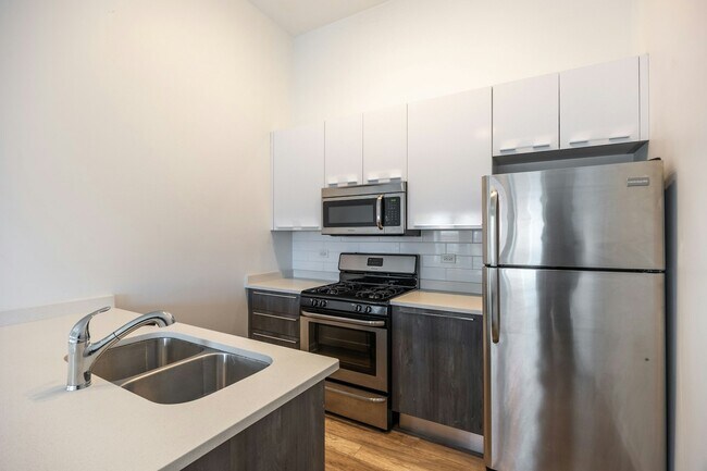 Photo - 2700 W North Ave Unit 203