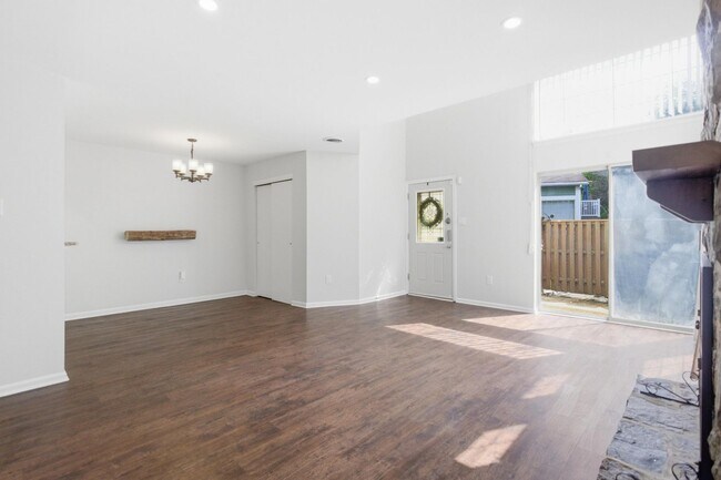 Photo - Beautifully Renovated Single-Level Condo in Hatboro-Horsham