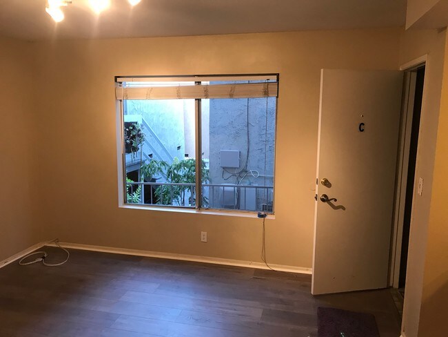 Photo - 729 Manhattan Beach Blvd Unit APT # C