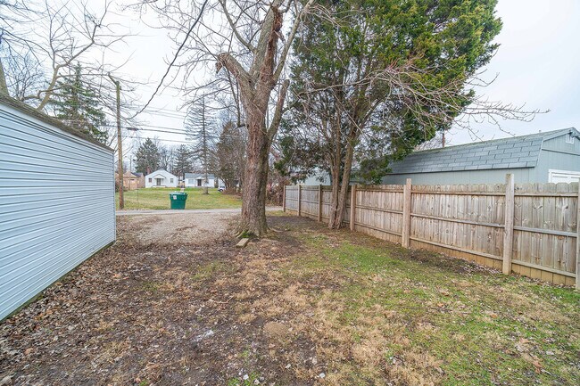 Photo - 1069 Fairwood Ave