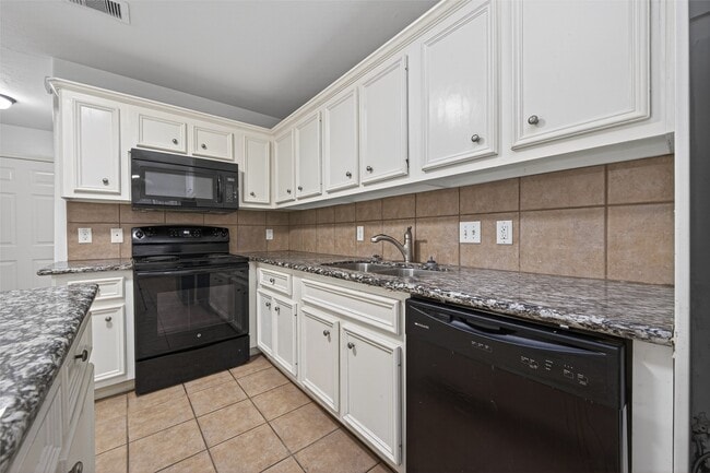 Photo - 10039 Morocco Rd