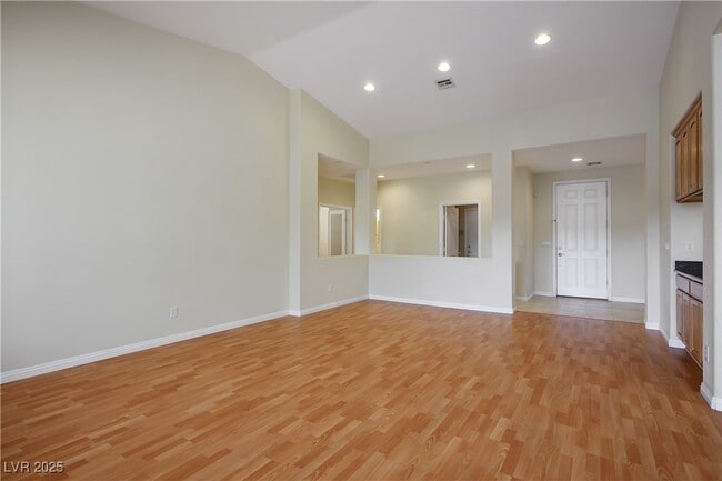 Photo - 8133 Chestnut Hollow Ave