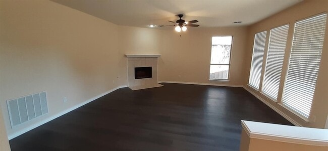 4526 Julian Dr