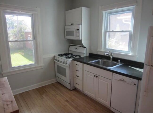 Photo - 521 Maple Ave Unidad 1