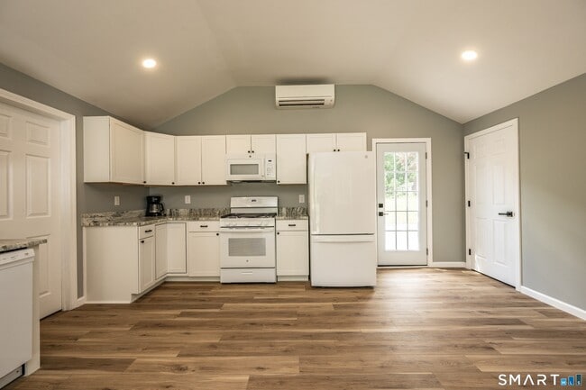 Photo - 115 Shore Dr