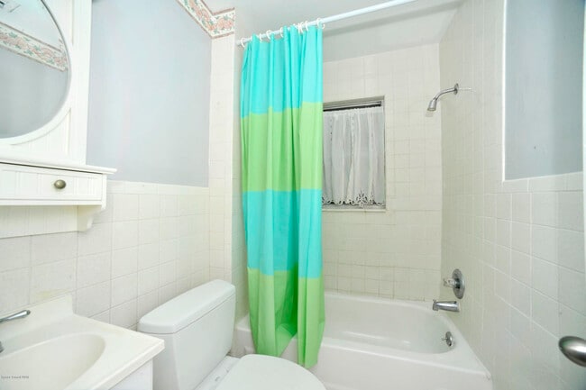 Photo - 19 Highland St